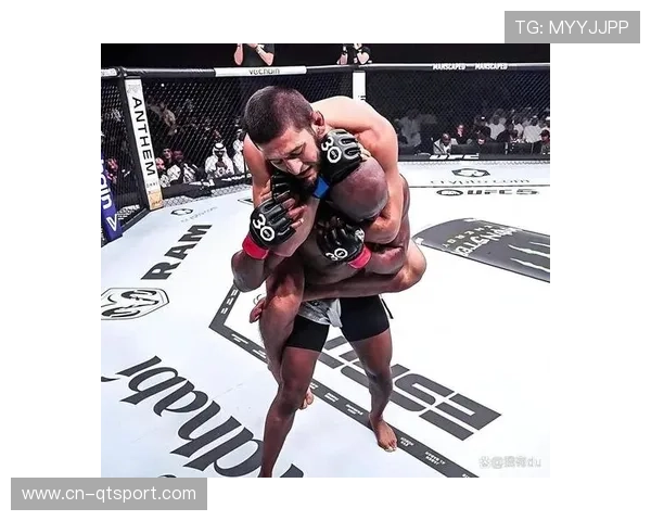 奇马耶夫升重挑战佩雷拉 第三个量级荣誉成新目标 奇马耶夫升重挑战佩雷拉 第三个量级荣誉成新目标